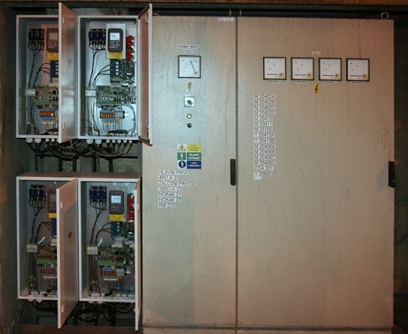 Původní variátorový pohon dopravníku