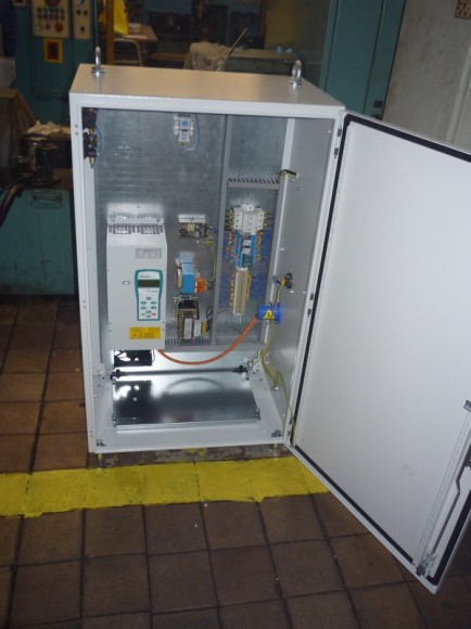 Měnič pro vysokofrekvenční vřetena