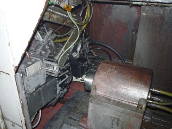 Vysokofrekvenční motor, vřeteno brusky