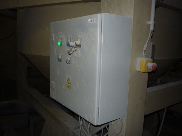 Elektrický rozvaděč klapky