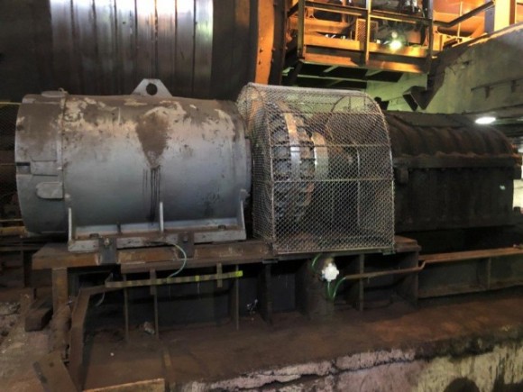 Pohon míchačky s hydraulickou rozběhovou spojkou