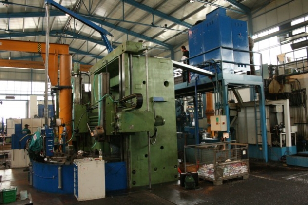 Obráběcí karusel velkorozměrových ložisek