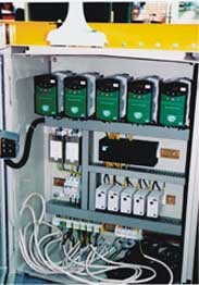 Pohony dopravní linky s regulací rychlosti