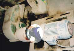 Mechanický variátor skříňového podavače byl nahrazen elektronickým měničem otáček