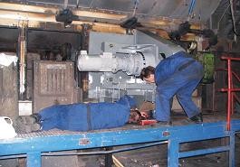 Planetová převodovka s řetězovým převodem spalovacích roštů