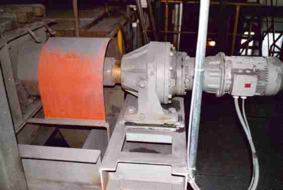 Planetové převodovky v patkovém provedení pohání vyhrnovače paliva