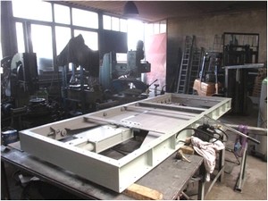 Deskový uzávěr, šoupě s ručním hydraulickym pohonem