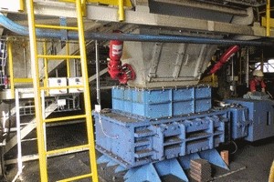 Výsypka, svodka do drtiče Hardox 450