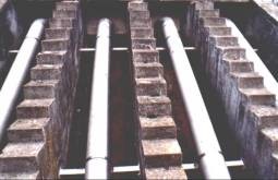 Řízení na konstantní hladinu nátoku čističky odpadních vod