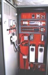 Rozvaděč elektro regulace kaskády čerpadel v čističce s měniči frekvence