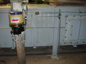 Automatický centrální mazací systém redleru