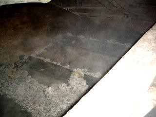 Bezkontaktní měření množství strusky ve vynašeči, redleru