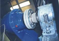 Příruba pro svěrné spojení planetového pohonu