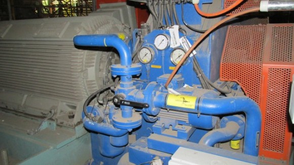 By-pas kohout pro výměnu olejového filtru hydrospojky