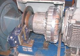 Hydraulická rozběhová spojka s konstantním plněním