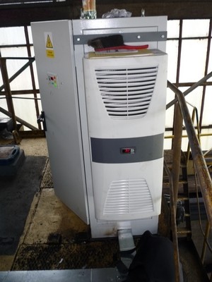 Frekvenční měnič zdvihu s klimatizací na kočce