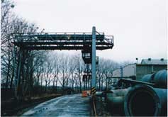 Rekonstruované pojezdy a zdvih portálového jeřábu