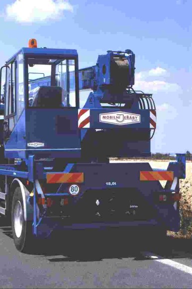 Lanový buben s přítlačnými válci pro autojeřáb