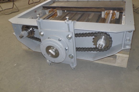 Nové deskové uzávěru DU 1000-650-SP VEOLIA ČR, a.s., Elektrárna Třebovice (foto 2)