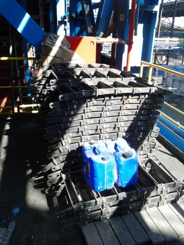 Řetězy pro hrablové dopravníky