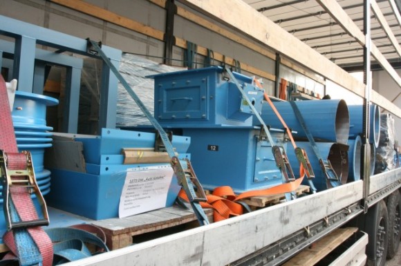 Svodky, kompenzátory, nosná konstrukce redleru a další díly