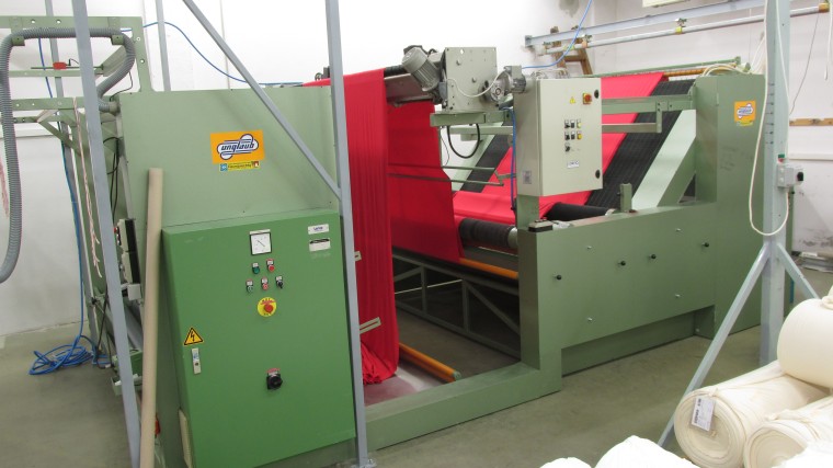 Výrobní stroje, linky, systémy řízení, automatizace